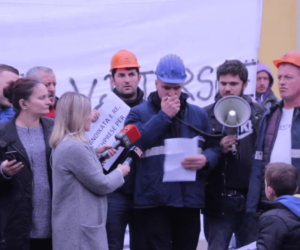 Minatorët e Bulqizës protestojnë në Tiranë