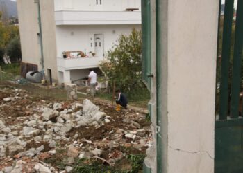 Marrëveshje pa u marrë vesh, Bashkia Kamëz u imponohet banorëve në dëmshpërblimin e shtëpive në Paskuqan
