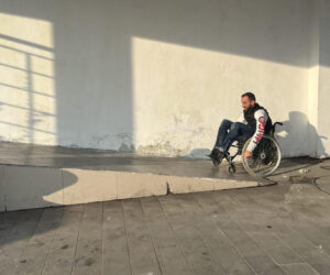 Aksesueshmëria në qytetin e Kamzës për personat me aftësi të kufizuar vijon të mbetet një e drejtë e mohuar
