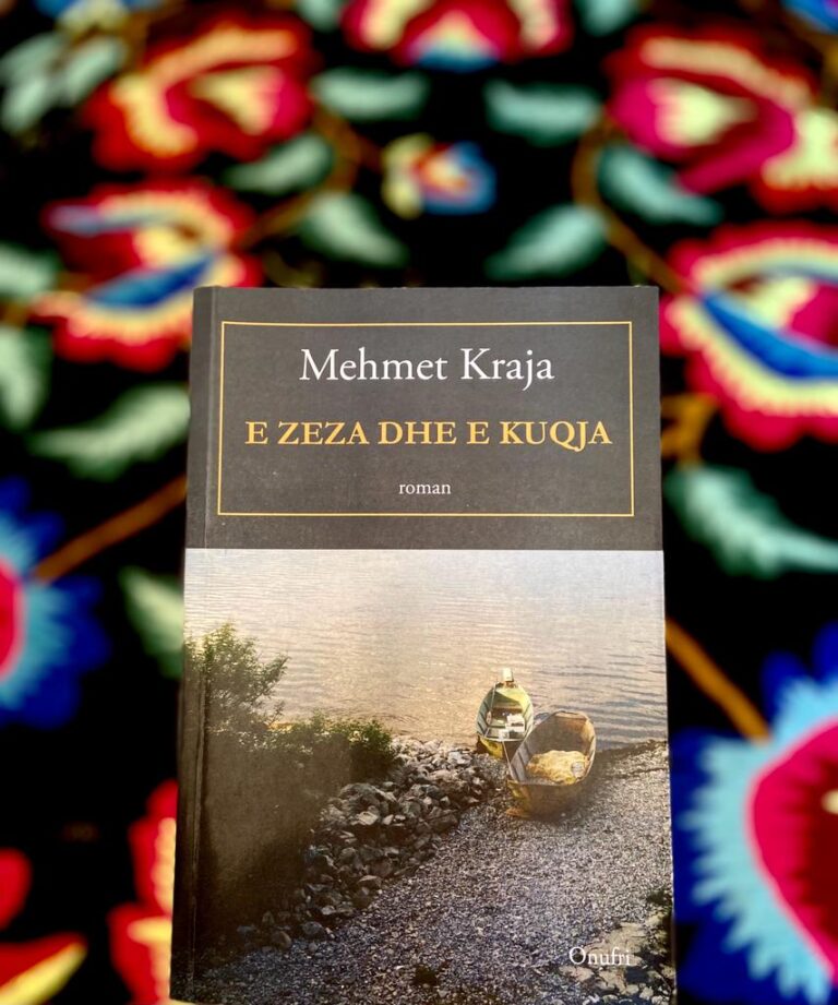 Foto nga libri i Mehmet Krajes, Antonela Pepkolaj